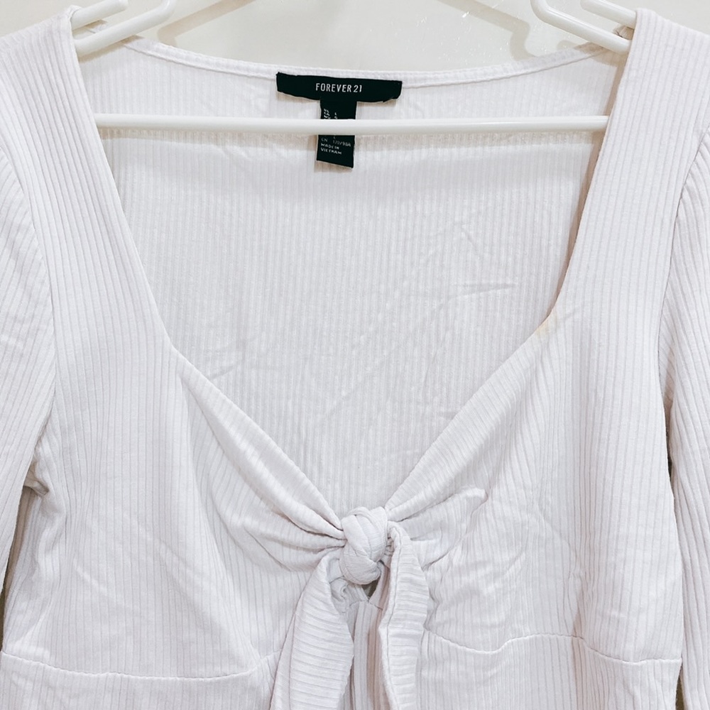 Forever 21 front neck top - Picture 3 of 4